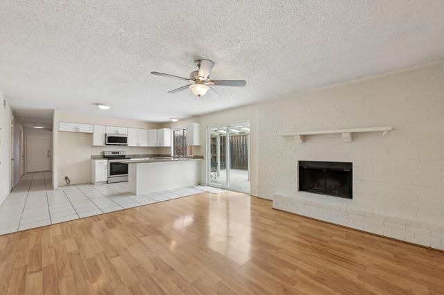 2604 Winding Creek Drive, Carrollton, TX 75007
