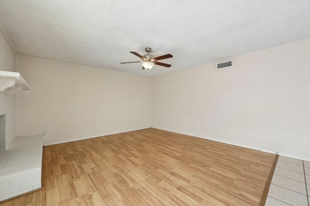 2604 Winding Creek Drive, Carrollton, TX 75007