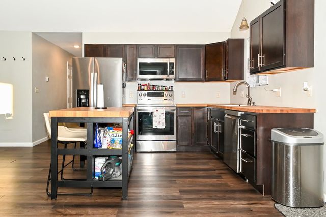 1714 University Avenue W, Minot, ND 58703