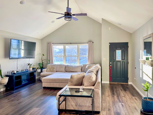 1714 University Avenue W, Minot, ND 58703