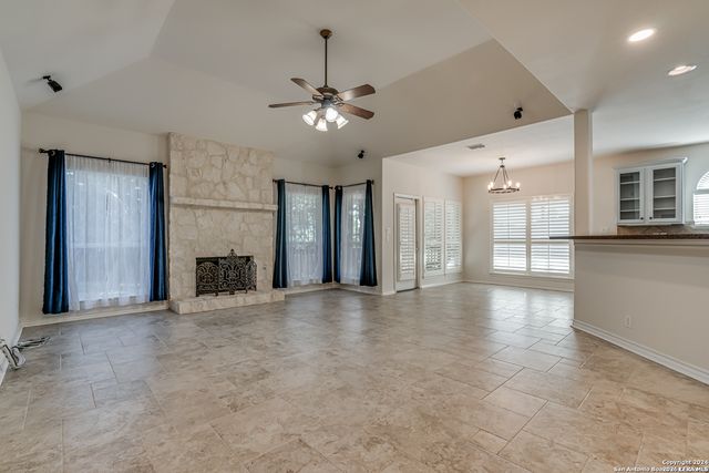 15006 Pastura Pass, Helotes, TX 78023
