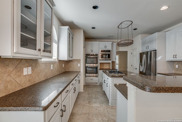 15006 Pastura Pass, Helotes, TX 78023