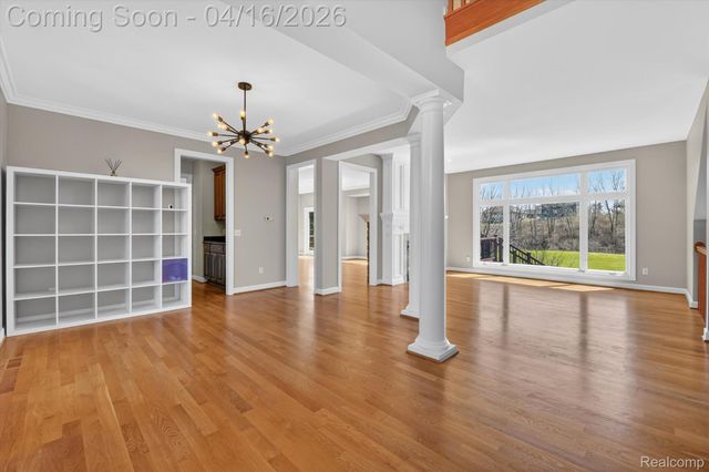 625 Southshore Drive, Oxford Charter Township, MI 48371