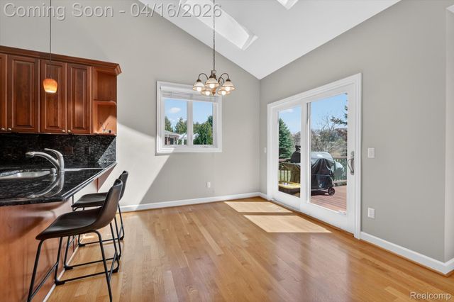 625 Southshore Drive, Oxford Charter Township, MI 48371