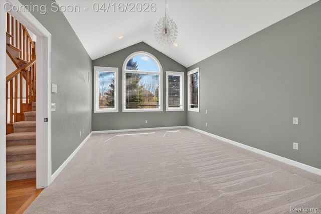 625 Southshore Drive, Oxford Charter Township, MI 48371