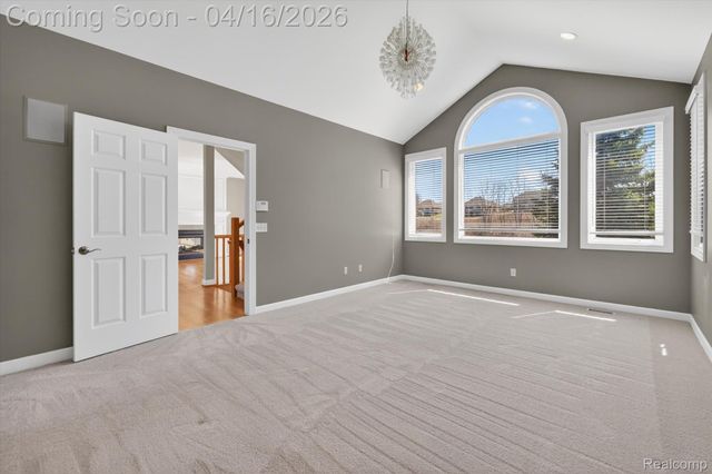 625 Southshore Drive, Oxford Charter Township, MI 48371