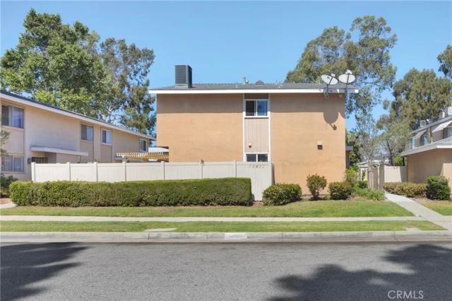 13451 Village, Cerritos, CA 90703