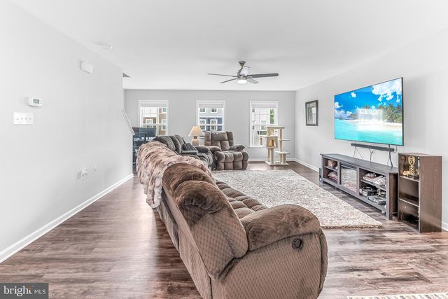 38 STARTING GATE PL, Martinsburg, WV 25404