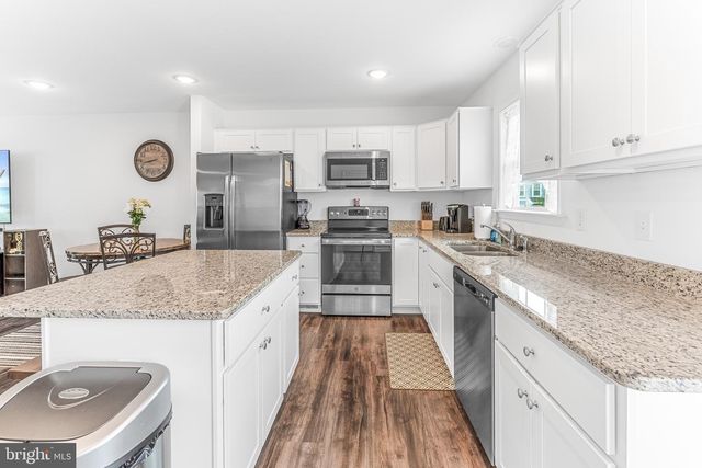 38 STARTING GATE PL, Martinsburg, WV 25404