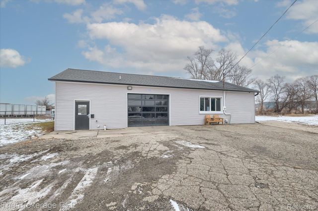 5482 Miller Road, Swartz Creek, MI 48473