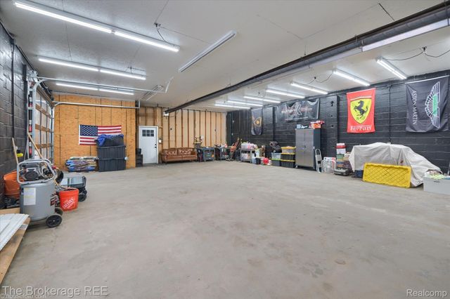 5482 Miller Road, Swartz Creek, MI 48473