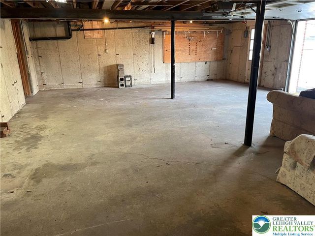 36 Hillside Drive, Coopersburg Boro, PA 18036