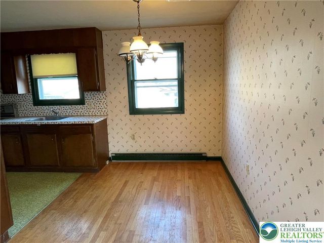 36 Hillside Drive, Coopersburg Boro, PA 18036