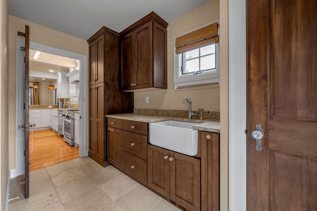 409 Dudley Road, Lexington, KY 40502
