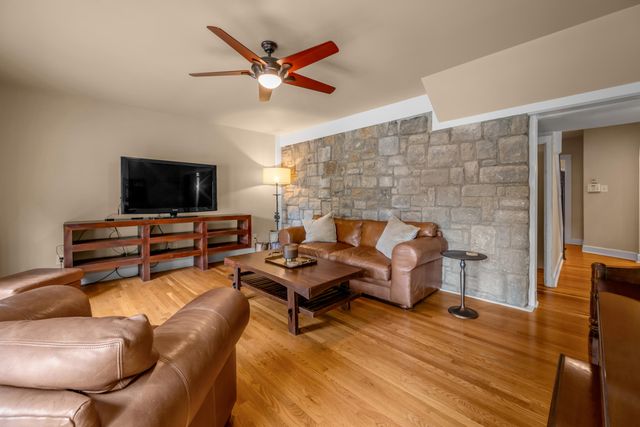 409 Dudley Road, Lexington, KY 40502