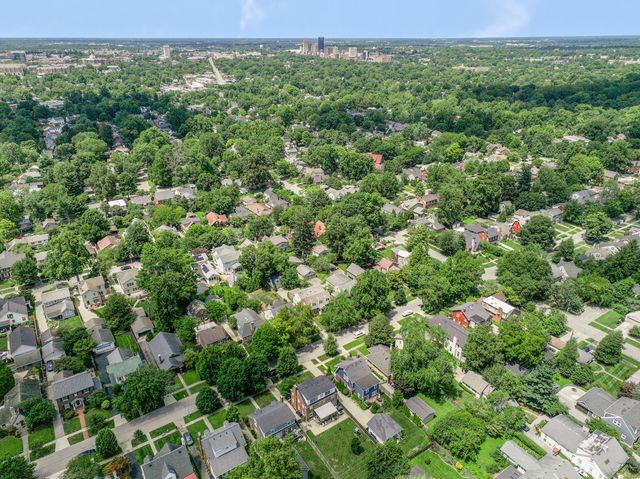 409 Dudley Road, Lexington, KY 40502