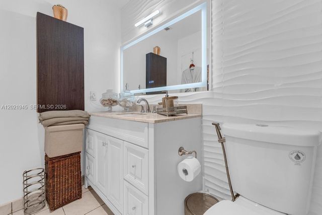 8394 SW 154th Ave 43, Miami, FL 33193