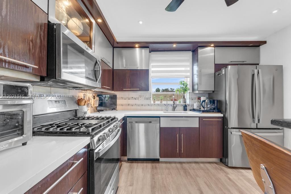 8394 SW 154th Ave 43, Miami, FL 33193