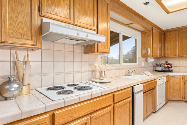 6170 South Shingle Rd, Shingle Springs, CA 95682