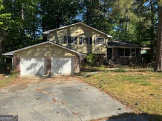 1130 Buckhurst Drive, Atlanta, GA 30349