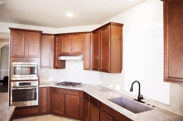 25981 N Kings Mill Lane, Kingwood, TX 77339