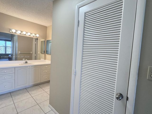 3800 S Ocean Dr 604, Hollywood, FL 33019