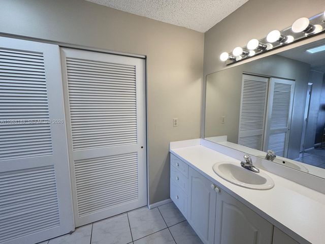 3800 S Ocean Dr 604, Hollywood, FL 33019