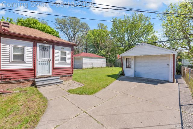 9578 Grayfield, Redford Charter Township, MI 48239
