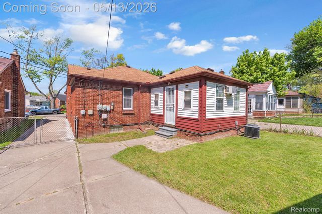 9578 Grayfield, Redford Charter Township, MI 48239