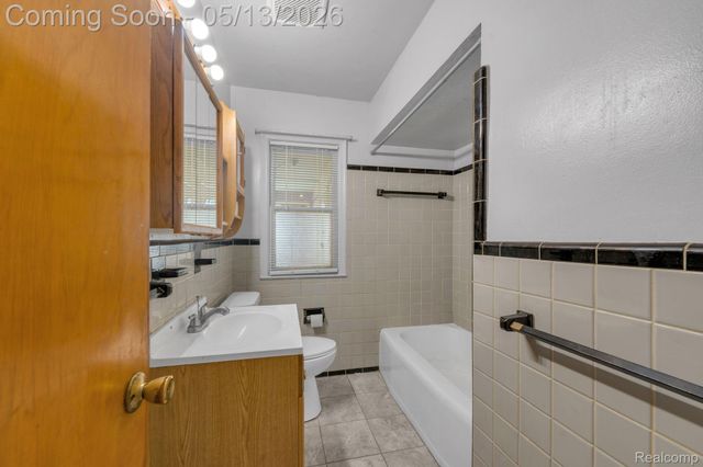 9578 Grayfield, Redford Charter Township, MI 48239