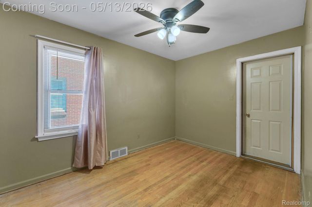 9578 Grayfield, Redford Charter Township, MI 48239