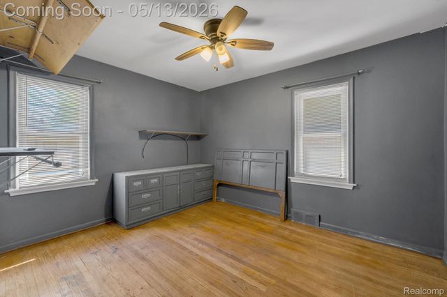 9578 Grayfield, Redford Charter Township, MI 48239
