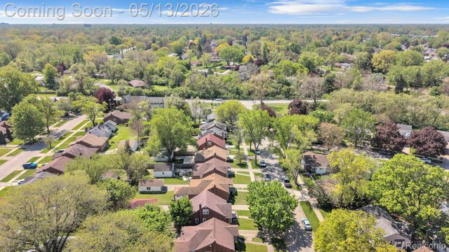 9578 Grayfield, Redford Charter Township, MI 48239