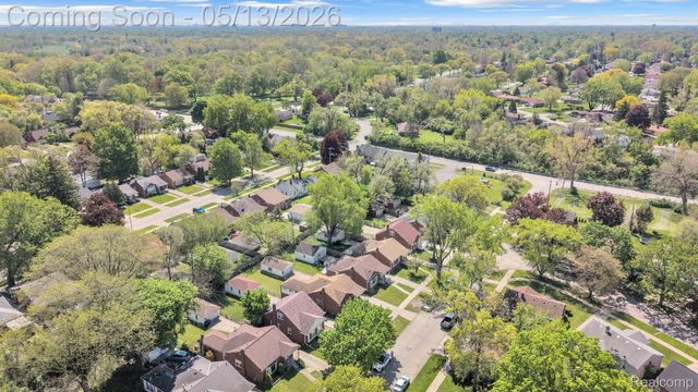 9578 Grayfield, Redford Charter Township, MI 48239