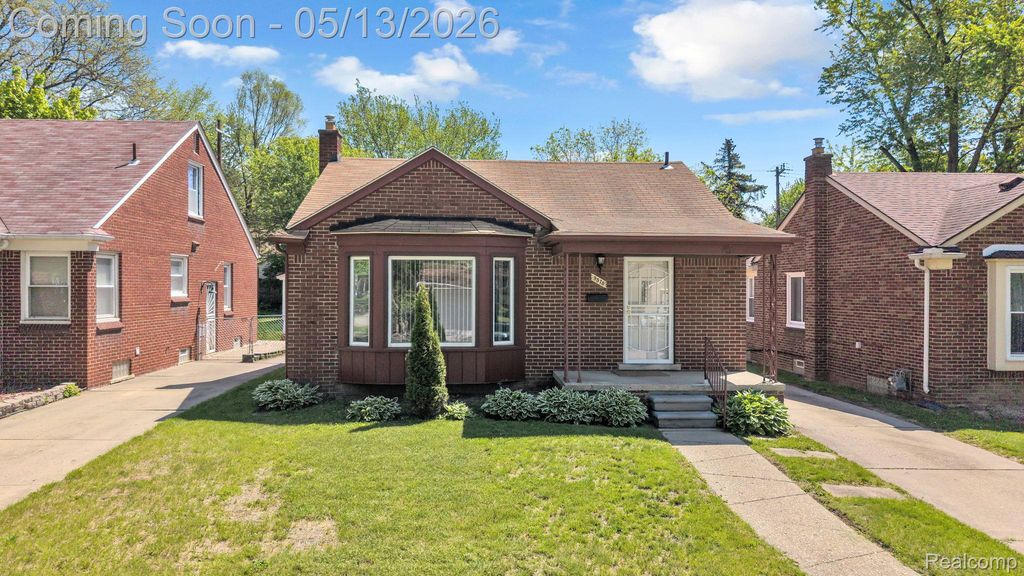 9578 Grayfield, Redford Charter Township, MI 48239