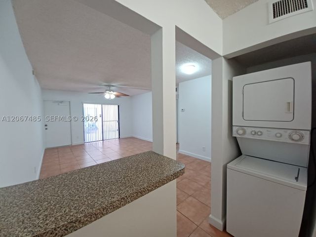 11120 Royal Palm Blvd 4-10, Coral Springs, FL 33065