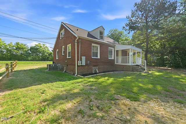 1410 Sharpe Road, Burlington, NC 27217