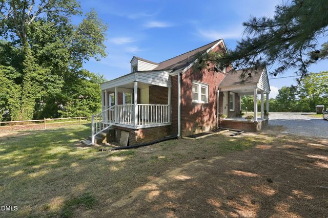 1410 Sharpe Road, Burlington, NC 27217
