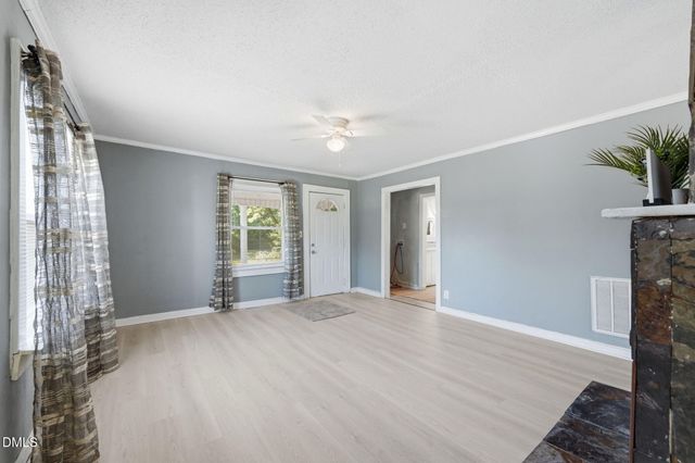 1410 Sharpe Road, Burlington, NC 27217
