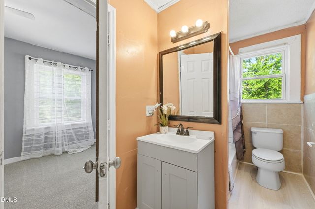 1410 Sharpe Road, Burlington, NC 27217