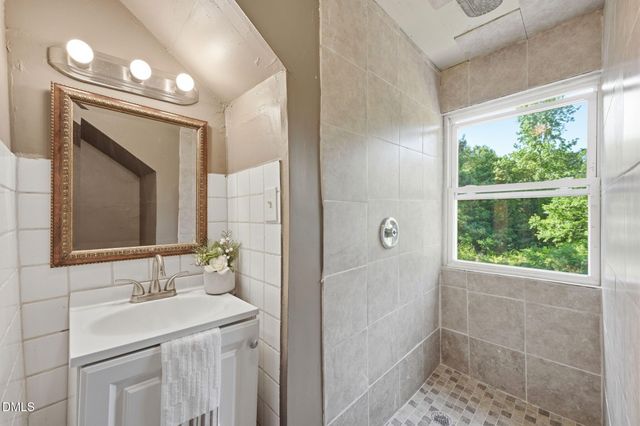 1410 Sharpe Road, Burlington, NC 27217