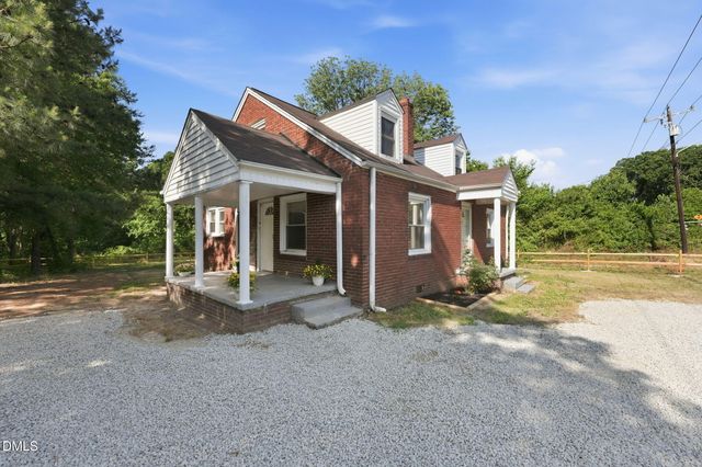 1410 Sharpe Road, Burlington, NC 27217