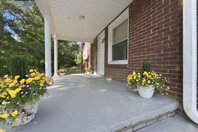 1410 Sharpe Road, Burlington, NC 27217