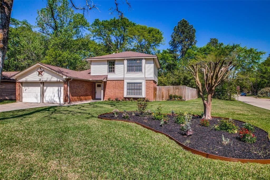 2 W Mistybreeze Circle, Spring, TX 77381