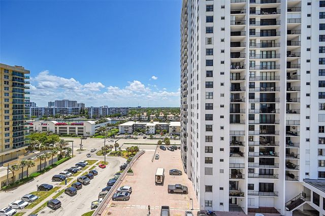 2301 S Ocean Drive 1006, Hollywood, FL 33019