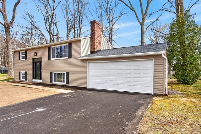 639 Ironwood Circle, Webster, NY 14580