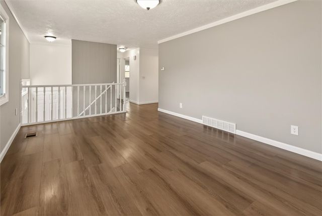 639 Ironwood Circle, Webster, NY 14580