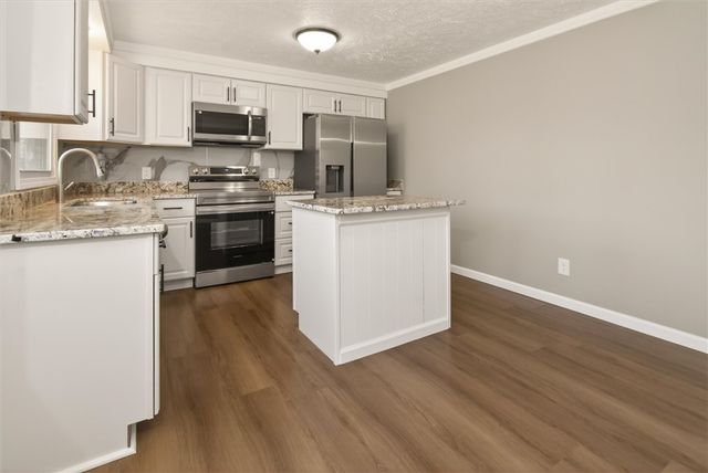 639 Ironwood Circle, Webster, NY 14580