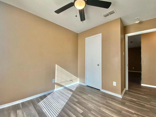 Package Property, Lubbock, TX 79406