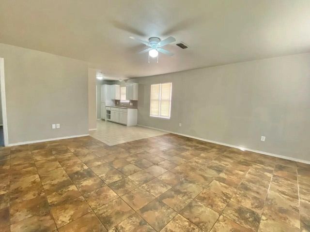 Package Property, Lubbock, TX 79406